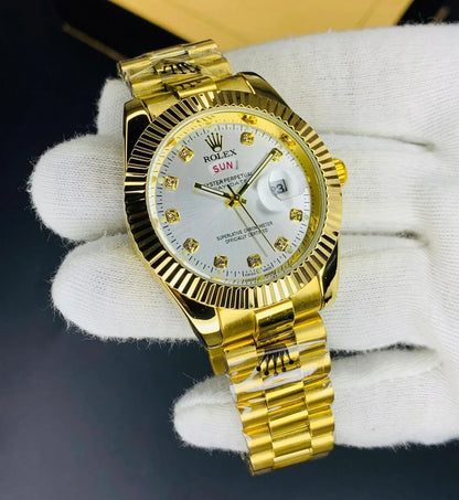Luxury Men's Golden Chronograph Watch