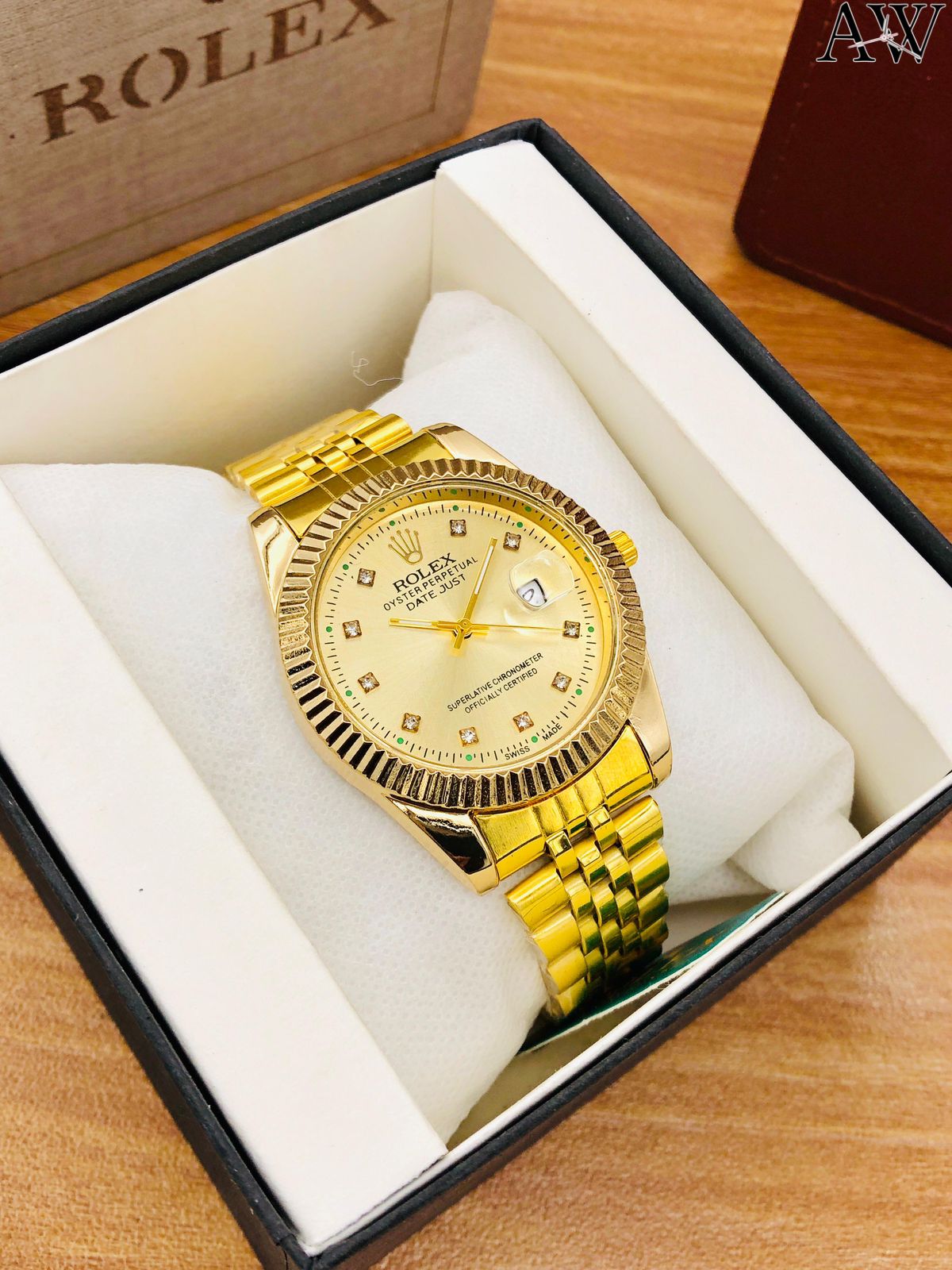 Luxury Men's Golden Chronograph Watch